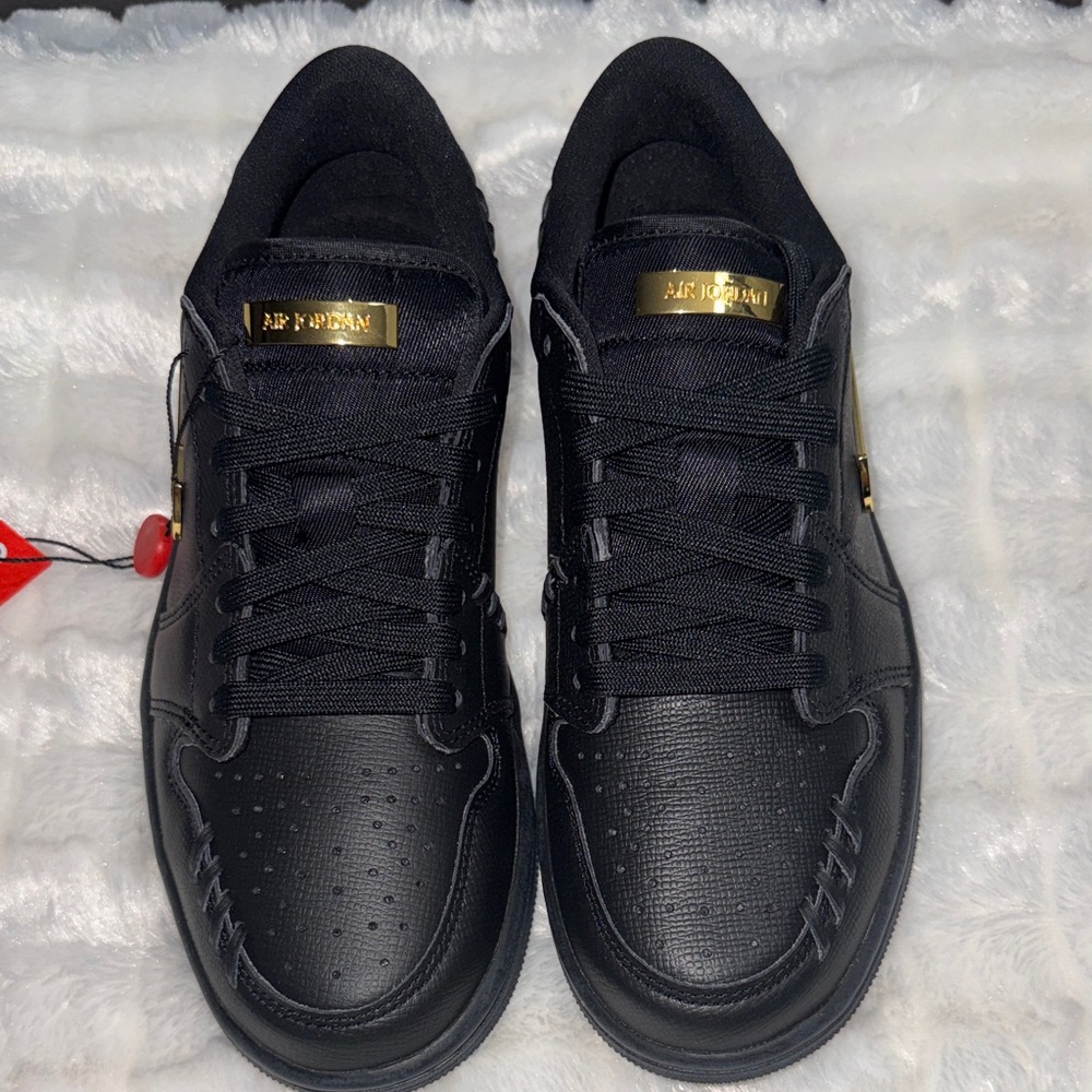NIKE AIR JORDAN 1 LOW METHOD SNEAKERS! NWT Size 7.5 - Picture 4 of 11